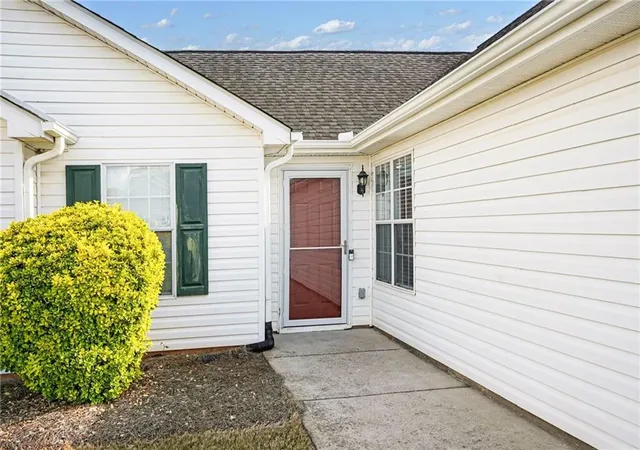 Photo 2 of Single family home for sale at 2305 Sugarleaf Trl, Lovejoy, GA 30228 | MLS# 7812657 | Listing updated on 2026-08-31