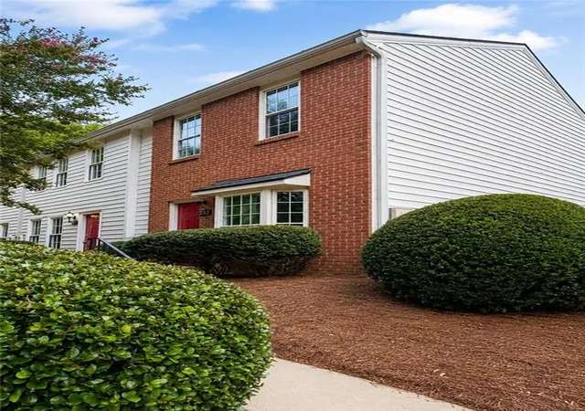 3rd image of 235 Chads Ford Wy, Roswell, GA 30076 | MLS# 7819192