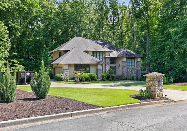 1st image of 320 Waverly Hall Cir, Roswell, GA 30075 | MLS# 7771635