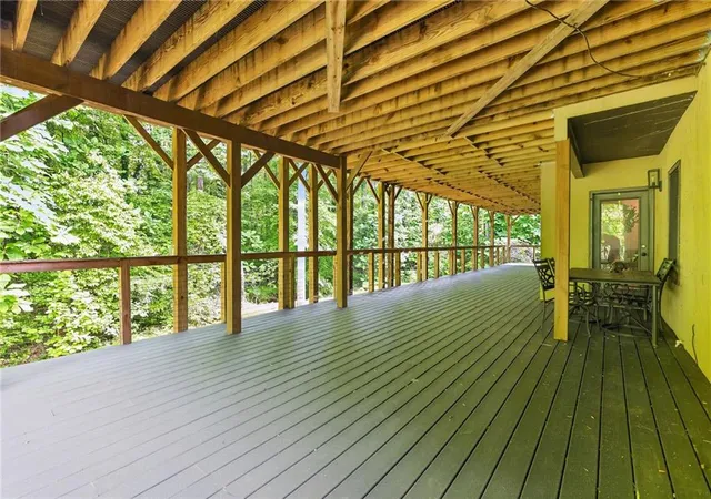 43rd image of 320 Waverly Hall Cir, Roswell, GA 30075 | MLS# 7771635