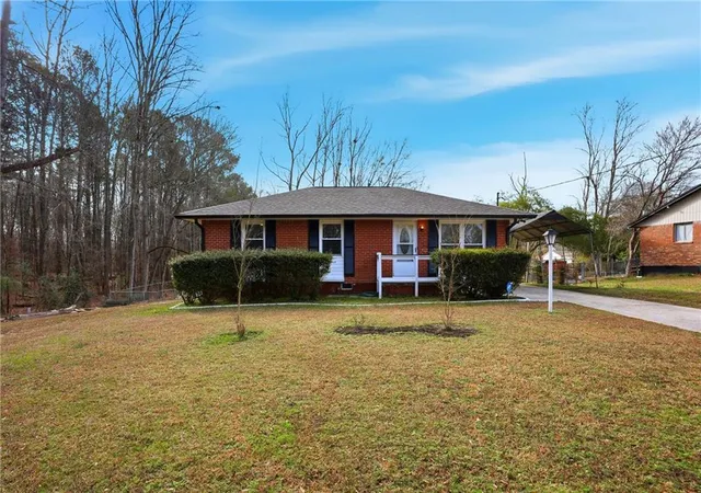 2nd image of 197 Dixboro Dr, Jonesboro, GA 30238 | MLS# 7705848