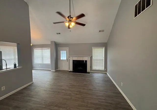 2nd image of 12022 Harbour Town Pkwy, Fayetteville, GA 30215 | MLS# 7815240