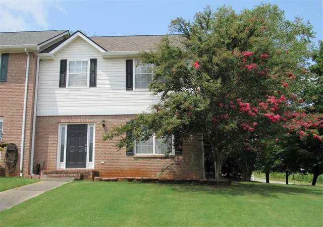 1st image of 121 Westside Chase Sw, Cartersville, GA 30120 | MLS# 7811354