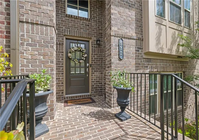Photo 3 of Townhouse for sale at 512 Via Secco Ln, Suwanee, GA 30024 | MLS# 7764833 | Listing updated on 2026-09-20