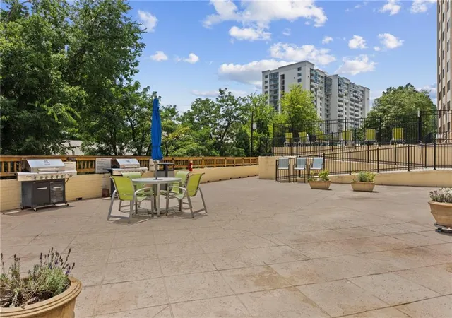 Photo 34 of Condo for sale at 2479 Peachtree Rd #APT 1716, Atlanta, GA 30305 | MLS# 7804993 | Listing updated on 2026-09-08