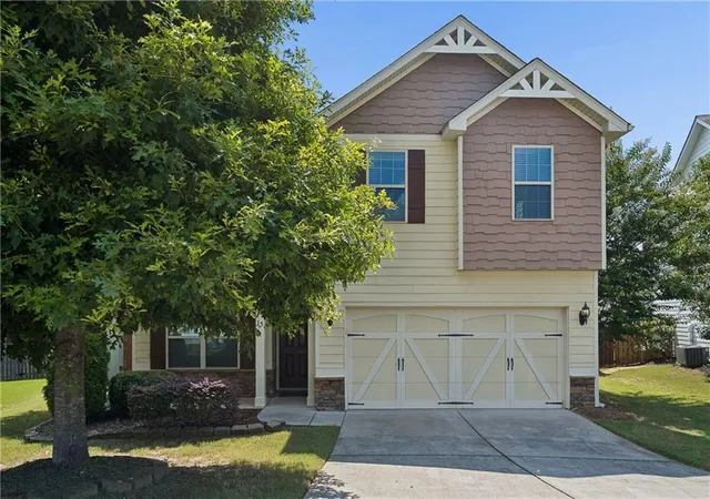 1st image of 15 Ponder Pl, Newnan, GA 30265 | MLS# 7798398