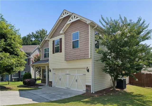 2nd image of 15 Ponder Pl, Newnan, GA 30265 | MLS# 7798398