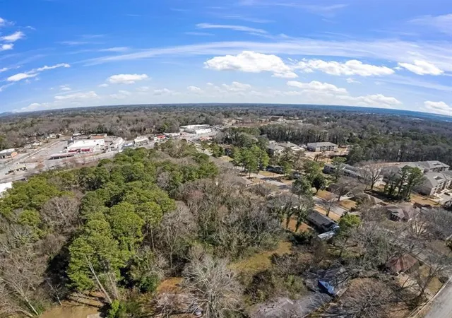 4th image of 2076 Windy Hill Rd, Decatur, GA 30032 | MLS# 7782956