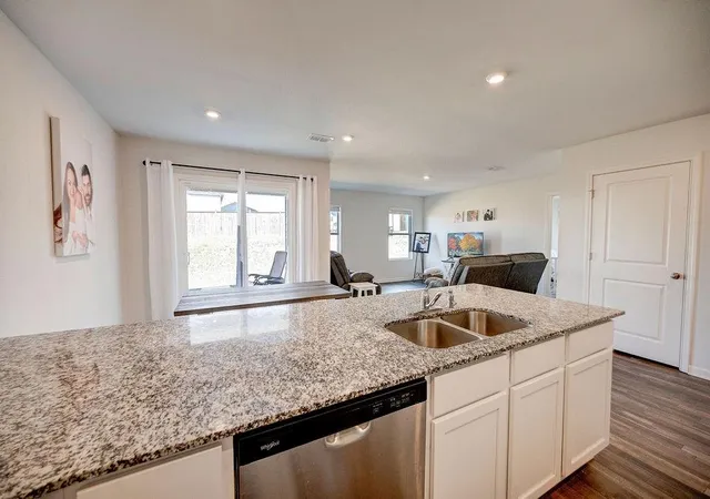 Photo 4 of Sale Pending at 500 Pemberton St, Kingston, GA 30145 | MLS# 7809491 | Listing updated on 2026-08-23