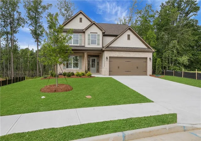 Photo 3 of Single family home for sale at 4251 Mary Ruth Way, Loganville, GA 30052 | MLS# 7753446 | Listing updated on 2026-09-20