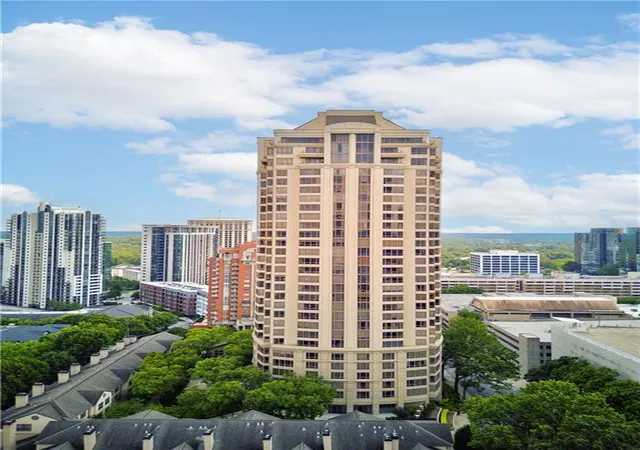 Photo 2 of Sale Pending at 3475 Oak Valley Rd Ne #2150, Atlanta, GA 30326 | MLS# 7793393 | Listing updated on 2026-08-29