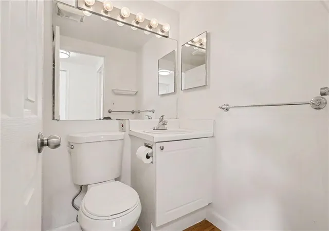 Photo 4 of Condo for sale at 1501 Clairmont Rd #827, Decatur, GA 30033 | MLS# 7816045 | Listing updated on 2026-10-29