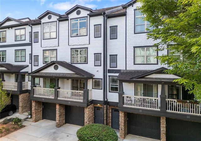 2nd image of 221 Semel Cir Nw #260, Atlanta, GA 30309 | MLS# 7822423