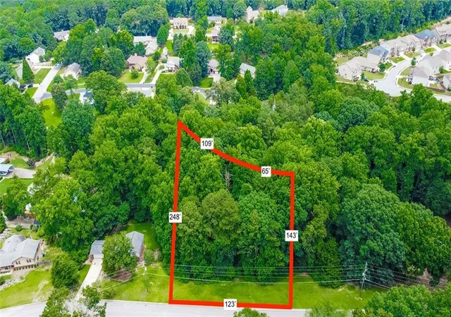 1st image of 2765 Sardis Dr, Buford, GA 30519 | MLS# 7796349