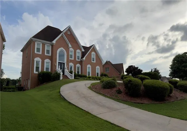 3rd image of 644 Masters Dr, Stone Mountain, GA 30087 | MLS# 7783703