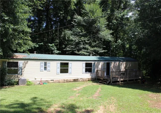 2nd image of 110 N Cove Dr, Hogansville, GA 30230 | MLS# 7807652