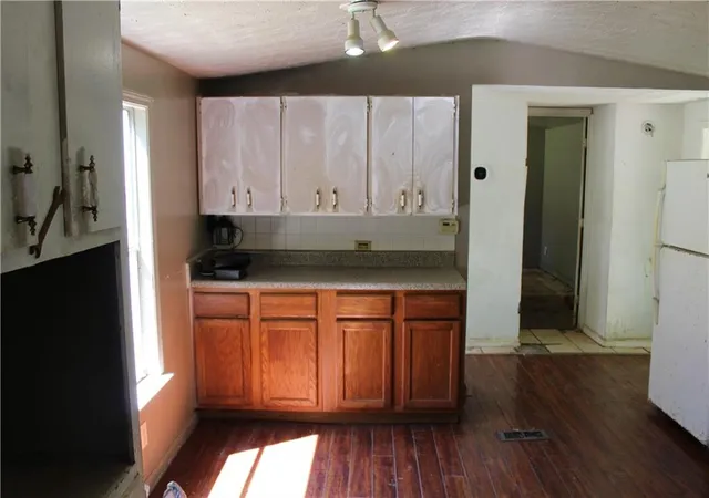 5th image of 110 N Cove Dr, Hogansville, GA 30230 | MLS# 7807652