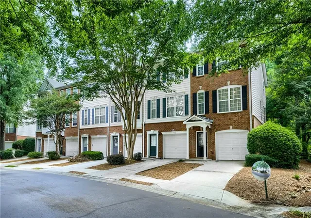 image of 2251 Dillard Xing, Tucker, GA 30084 | MLS# 7825902