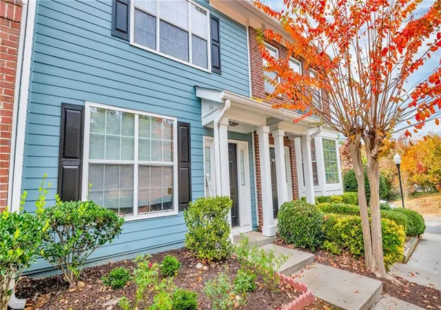 Photo 3 of Townhouse for sale at 398 Pine Hl Pl, Norcross, GA 30093 | MLS# 7823066 | Listing updated on 2026-09-18