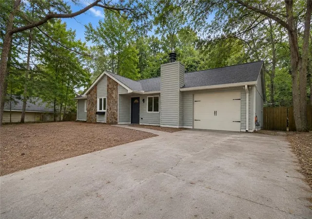 Homes for sale in Norcross, GA | 1252 Sherwood Dr, Norcross, GA 30093 | MLS# 7793034