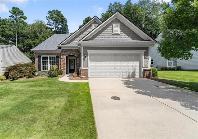 Photo 1 of Sale Pending at 2868 Goldfinch Cir, Marietta, GA 30066 | MLS# 7819486 | Listing updated on 2026-08-28