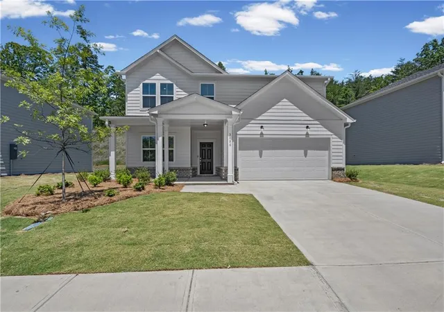 Single family home for sale at 3096 Orwell Dr, Gainesville, GA 30507 | MLS# 7807146