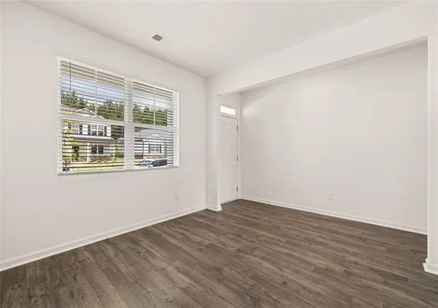 5th image of 8565 Secretariat Dr, Lithonia, GA 30058 | MLS# 7743429