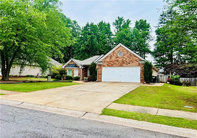 Photo 3 of Single family home for sale at 463 Valleyside Dr, Dallas, GA 30157 | MLS# 7768293 | Listing updated on 2026-10-06