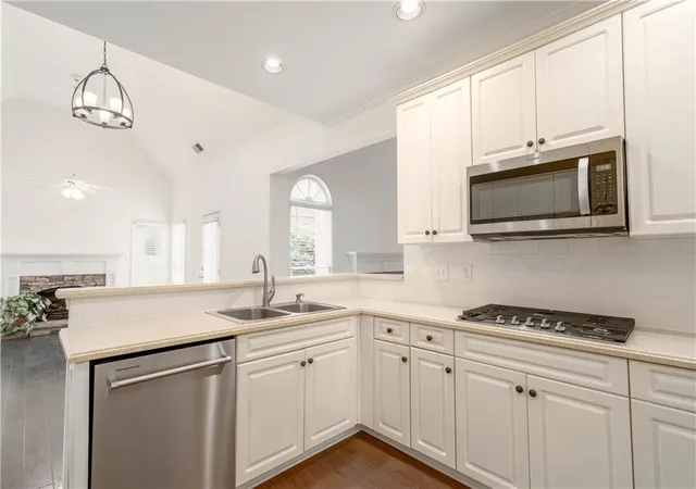 4th image of 1233 Parkview Ln Nw, Kennesaw, GA 30152 | MLS# 7786859