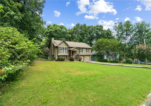 Homes for sale in Rocky Face, GA | 521 Cambridge Dr, Rocky Face, GA 30740 | MLS# 7800208