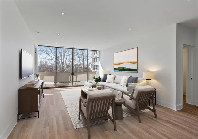 3rd image of 2575 Peachtree Rd Ne #6G, Atlanta, GA 30305 | MLS# 7742953
