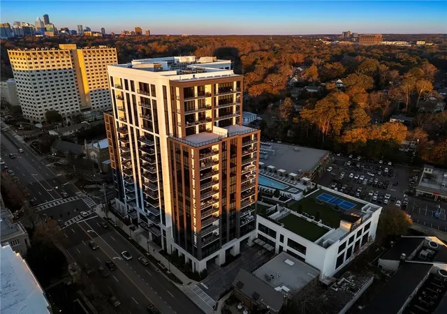 2nd image of 2425 Peachtree Rd Ne, Atlanta, GA 30305