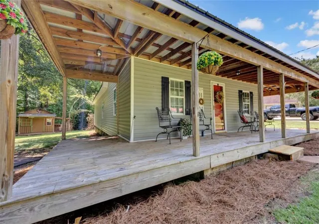 Photo 3 of Single family home for sale at 2089 Highway 81 S, Covington, GA 30016 | MLS# 7812577 | Listing updated on 2026-09-14
