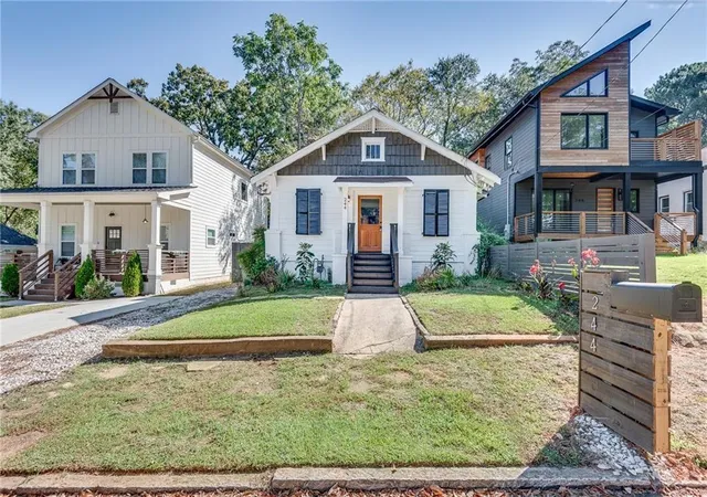 3rd image of 244 Laurel Ave Sw, Atlanta, GA 30314 | MLS# 7775264