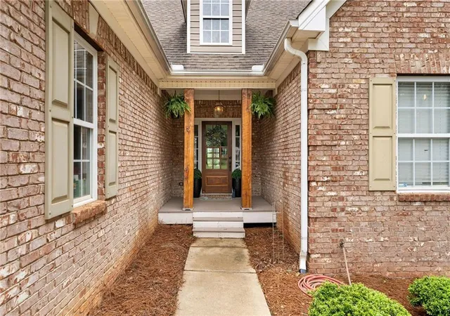 Photo 3 of Single family home for sale at 12 Grapevine Way NE, Cartersville, GA 30121 | MLS# 7761398 | Listing updated on 2026-09-01