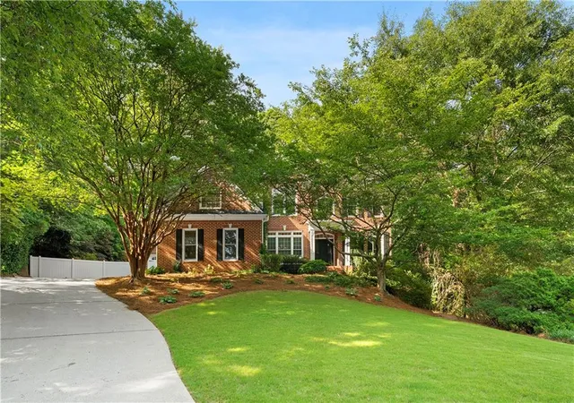 2nd image of 1891 Cedar Cliff Dr Se, Smyrna, GA 30080 | MLS# 7784457