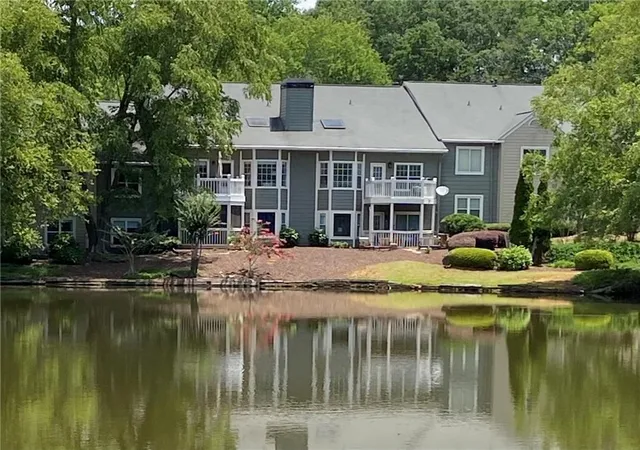 Homes for sale in Roswell, GA | 306 Mill Pond Rd, Roswell, GA 30076 | MLS# 7790629