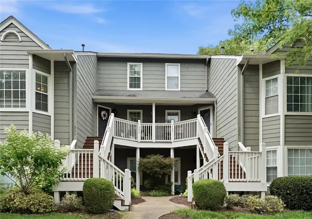 Homes for sale in Roswell, GA | 306 Mill Pond Rd, Roswell, GA 30076 | MLS# 7790629
