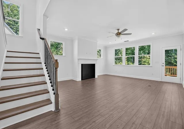 3rd image of 8935 Avonbrook Close, Ball Ground, GA 30107 | MLS# 7742809