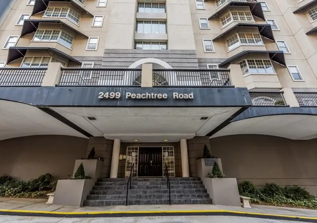 Condominium at 2499 Peachtree Rd Ne #601, Atlanta, GA 30305 | MLS# 5776253 |  | Sold on 2017-01-06