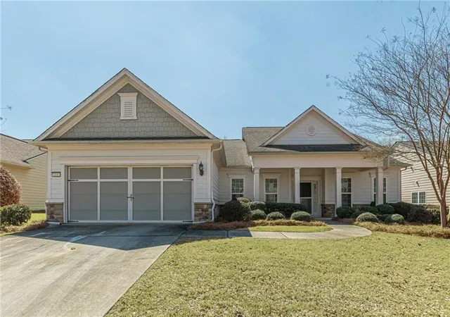 Homes for sale in Griffin, GA | 1010 Amicalola Ct, Griffin, GA 30223 | MLS# 7739608