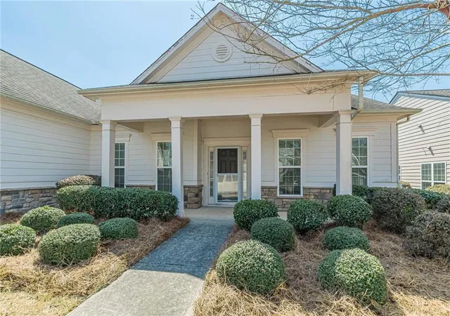 Homes for sale in Griffin, GA | 1010 Amicalola Ct, Griffin, GA 30223 | MLS# 7739608