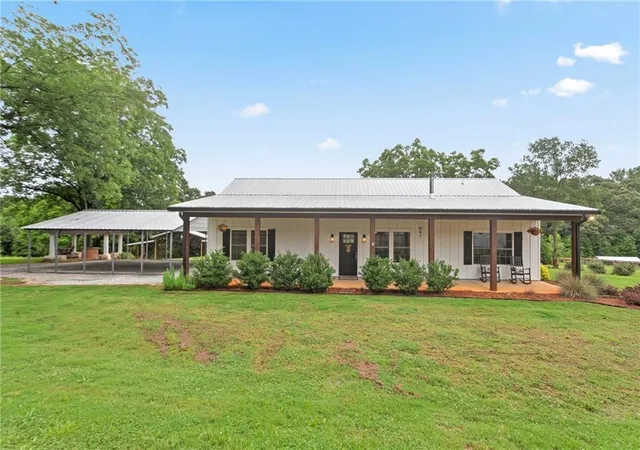Homes for sale in Royston, GA | 4787 Wildcat Bridge Rd, Royston, GA 30662 | MLS# 7784596