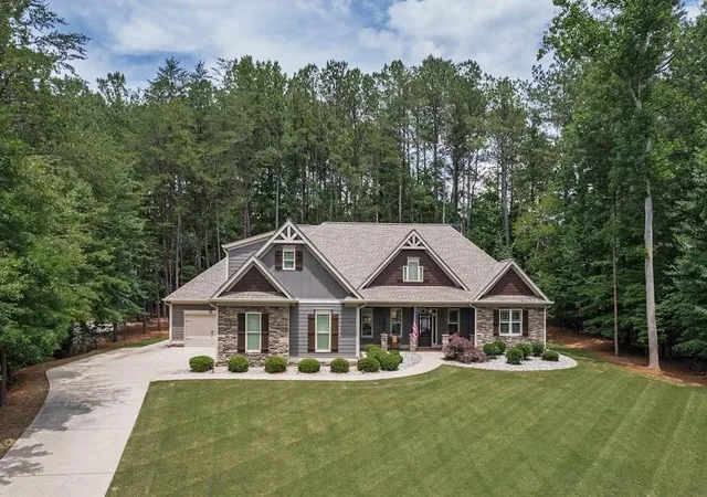 Photo 1 of Single family home for sale at 497 Oak Forest Dr, Dawsonville, GA 30534 | MLS# 7777761 | Listing updated on 2026-09-25