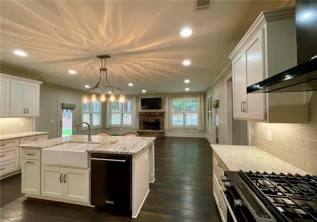 Photo 3 of Single family home for sale at 497 Oak Forest Dr, Dawsonville, GA 30534 | MLS# 7777761 | Listing updated on 2026-09-25