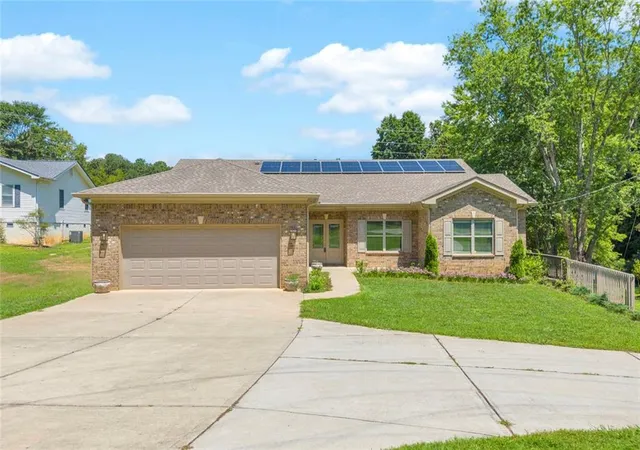 Photo 1 of Single family home for sale at 5988 Shadburn Fry Rd, Buford, GA 30518 | MLS# 7806103 | Listing updated on 2026-09-16