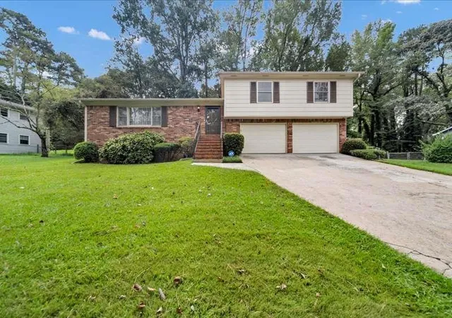 Photo 1 of Sale Pending at 2367 Lake Jodeco Rd, Jonesboro, GA 30236 | MLS# 7845019 | Listing updated on 2026-10-21