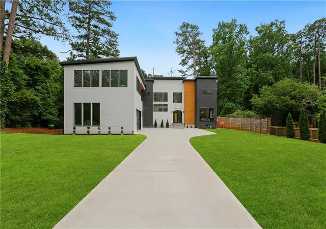 Photo 2 of Single family home for sale at 1969 Clairmont Ter Ne, Brookhaven, GA 30345 | MLS# 7828491 | Listing updated on 2026-08-29