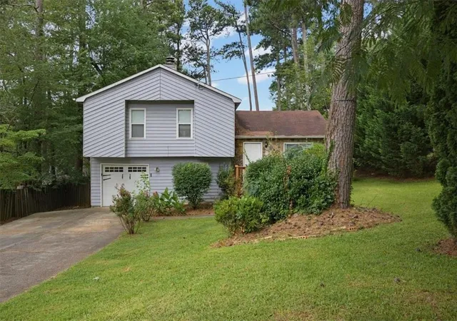 Homes for sale in Norcross, GA | 2262 New Castle Cir, Norcross, GA 30071 | MLS# 7797323