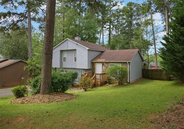 Homes for sale in Norcross, GA | 2262 New Castle Cir, Norcross, GA 30071 | MLS# 7797323